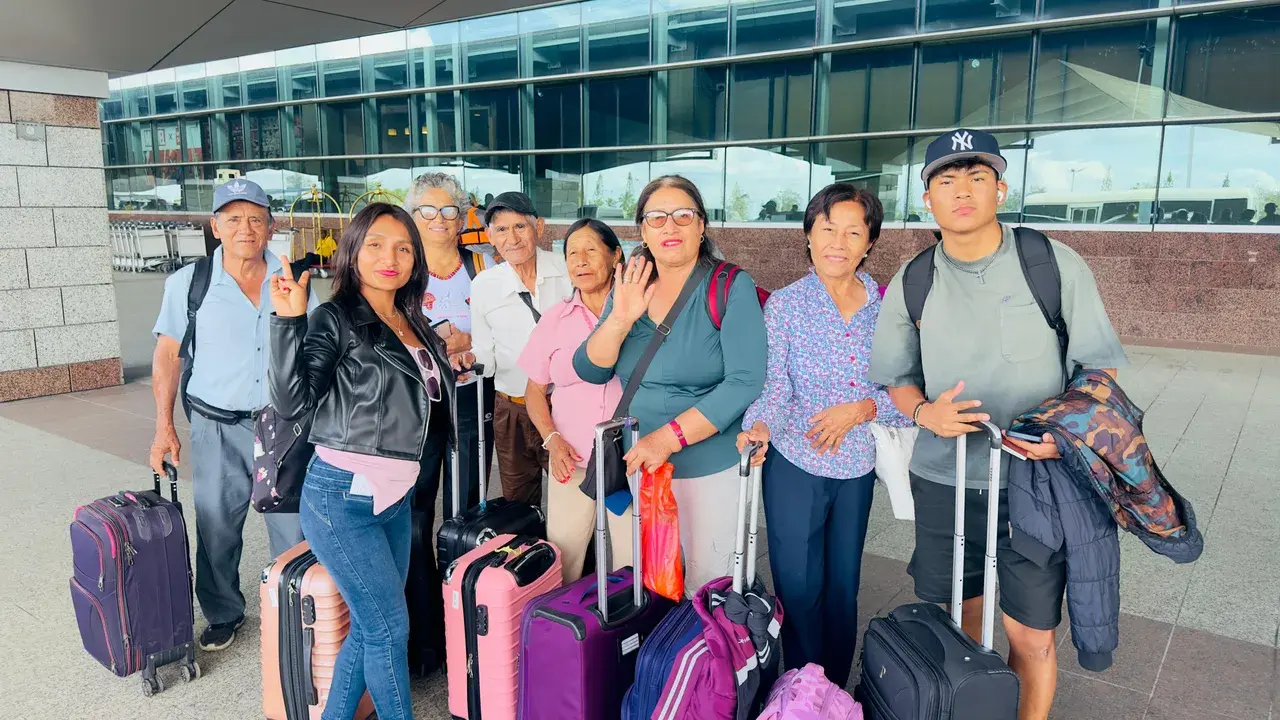 Cliente satisfecho con servicio de traslado turístico